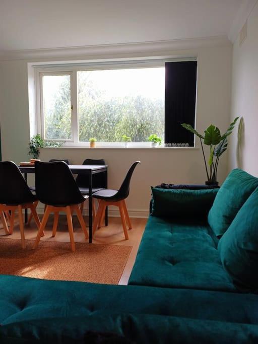 Spacious Flat For Contractors Near Football Grounds Daire Liverpool Dış mekan fotoğraf